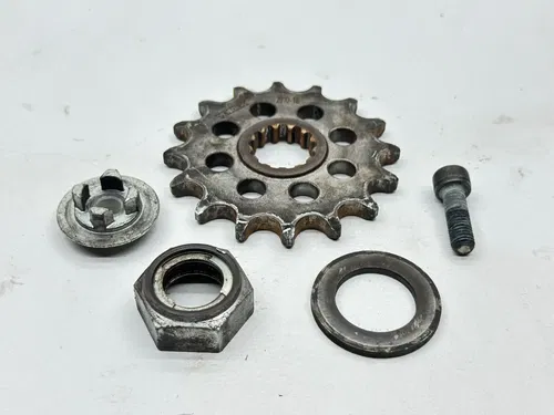 2009 Suzuki GSXR 600 Engine Front Sprocket Washer Nut Bolt Gear OEM GSXR600