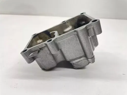 2007 Suzuki GSXR 750 Crankcase Engine Motor Breather Cover 11371-01H00 GSXR750