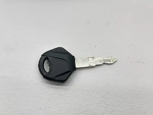 2009 Yamaha YZFR6 Ignition Switch Lock Gas Cap Key Bolts OEM Assembly YZF R6