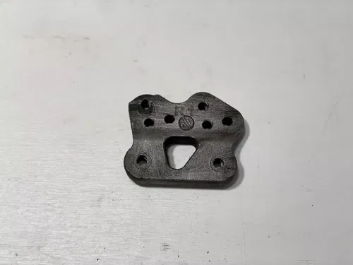 2007 Suzuki GSXR750 Foot Peg Frame Mount Bracket Left Side Rest OEM GSXR 750
