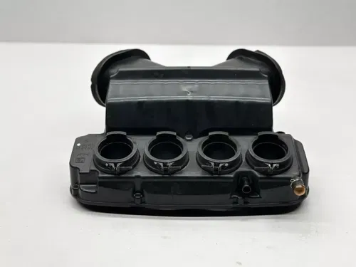 2009 Suzuki GSXR 600 Airbox Intake Plastic Boot Air Intake Box OEM Cover GSXR600