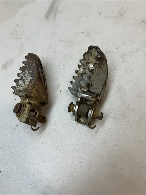 2008 KX65 OEM Foot Pegs KX 65 Oem Stock Footpegs Kx65 08