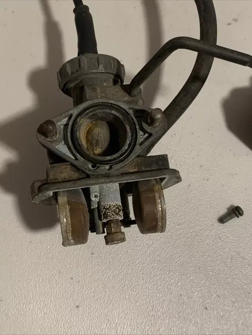 1982 XR80 OEM Keihin Carburetor Complete With Throttle Cable original Carburetor