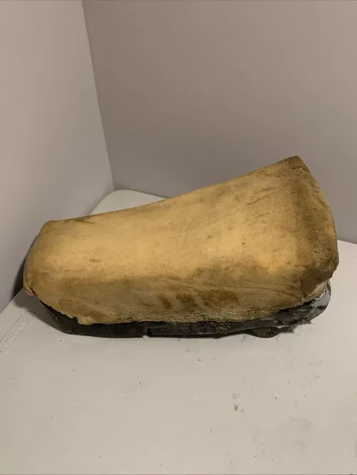 1982 XR80 OEM Seat Foam Seat Pan 1979-1984 Xr80 Seat For Repair