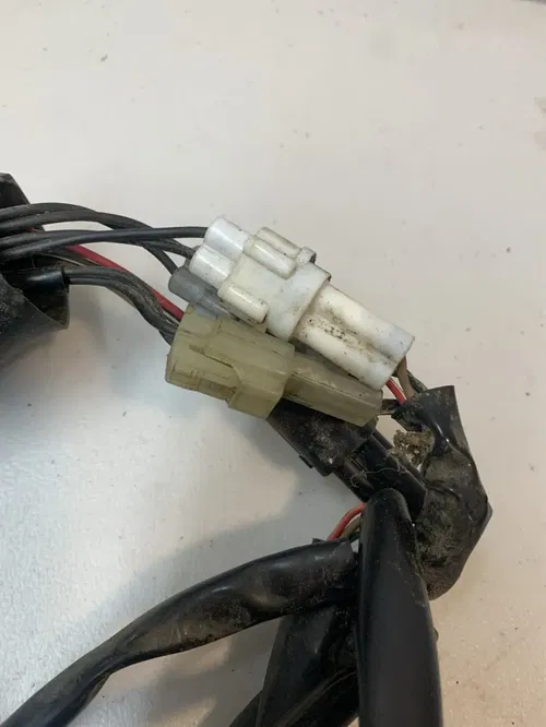 2004 Yamaha TTR125E OEM Wiring Harness CDI Coil Relay Regulator FOR PARTS ONLY!!
