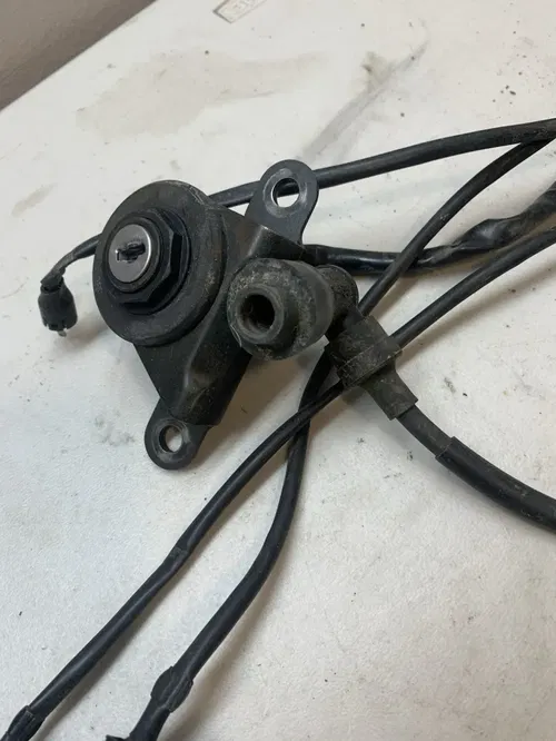 2004 Yamaha TTR125E OEM Wiring Harness CDI Coil Relay Regulator FOR PARTS ONLY!!