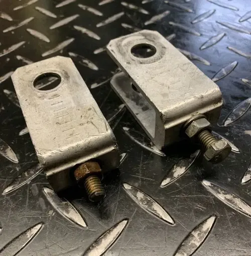 1993-2001 YZ80 OEM Rear Swimgarm Axle Chain Tensioner Blocks Pair Of 2 Yz 80