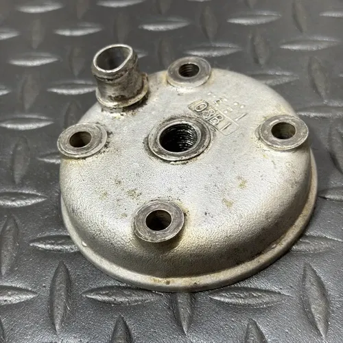 03-23 Suzuki RM85 RM85L Engine Motor Cylinder Head Dome