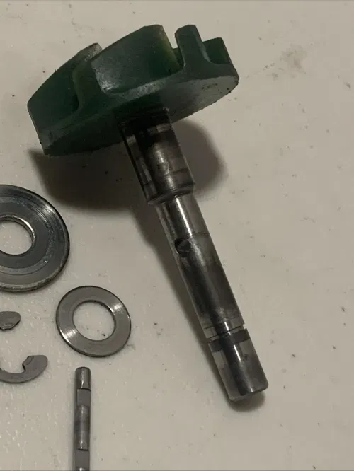 1994 YZ125 OEM Water Pump Assembly YZ 125 Water Pump Shaft Gear Impeller yz125