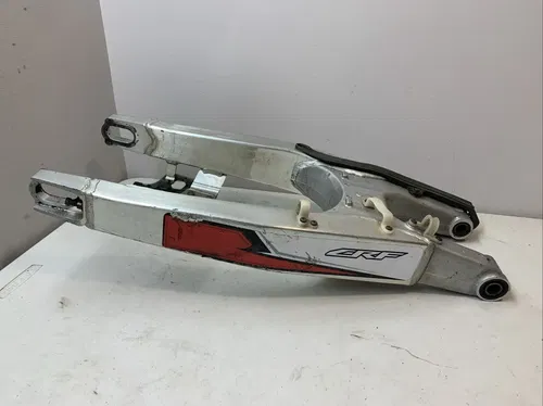 2004 Honda CRF450R OEM Swing Arm Suspension Arm Rear Pivot Arm 52200-MEN-000 crf