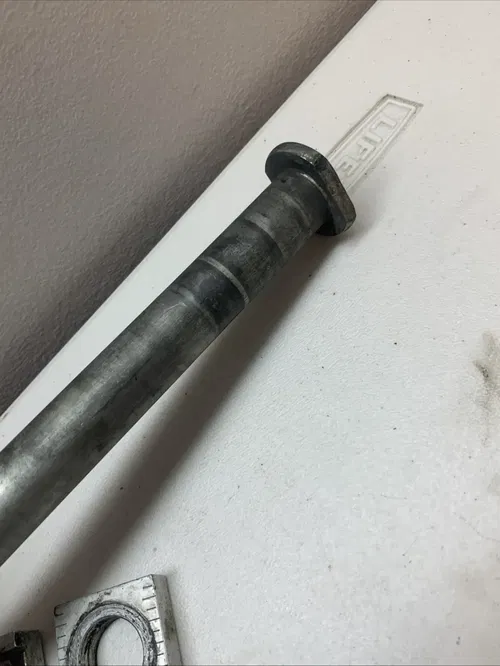 2004 Yamaha YZ450F OEM Rear Axle YZ125 YZ250 YZ250F YZ450F YZ426F Axle 99-04