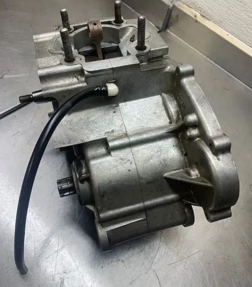 2005 KX65 Bottom End Crank Cases Transmission PARTS OR REPAIR BAD CRANK Rm Kx 65