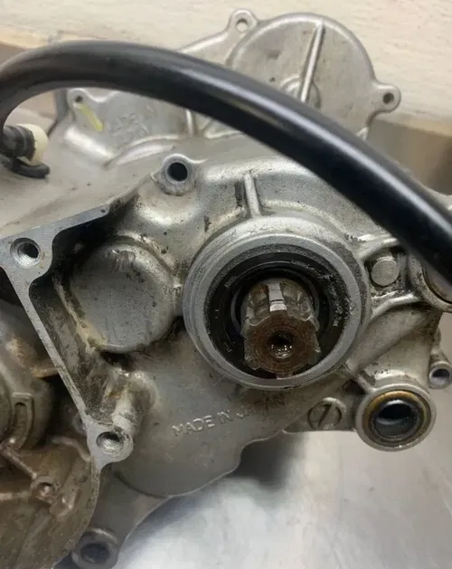 2005 KX65 Bottom End Crank Cases Transmission PARTS OR REPAIR BAD CRANK Rm Kx 65