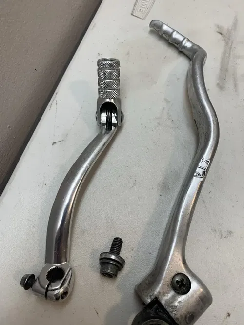 2004 Yamaha YZ450F OEM Kicker Arm Kick Start Lever  Aftermarket Shift Lever 04