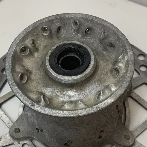 1994 93-95 YZ125 YZ 125 YZ250 WR250 OEM Front Wheel Hub Assembly Center Hub Rim