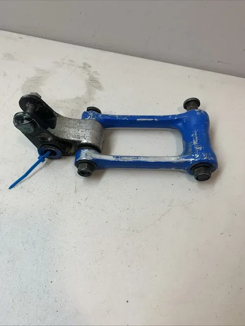 2004 03-05 YAMAHA YZ450F YZ250F OEM Rear Shock Link Swingarm Swing Arm Linkage