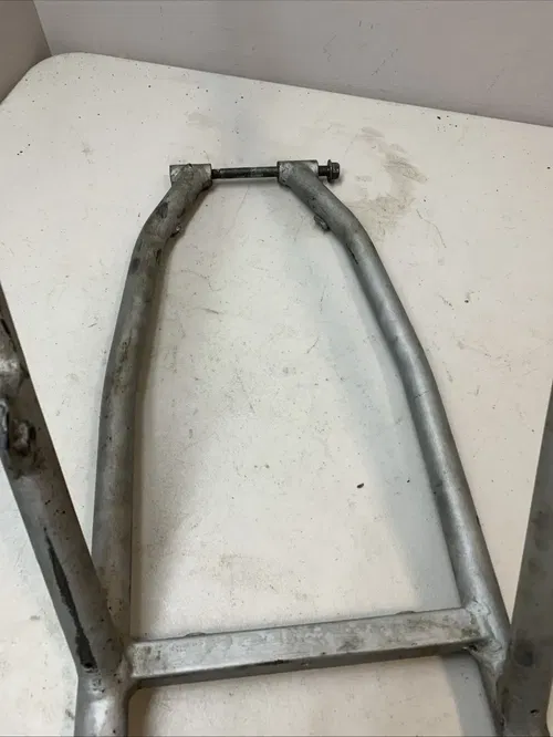 1994 Yamaha YZ125 OEM Subframe Sub Frame Chassis Rear Sub Frame DAMAGED! YZ 125