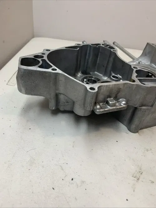 2006 HONDA CRF450R OEM Left Side Engine Crank Case Left Side Motor Case 05-08