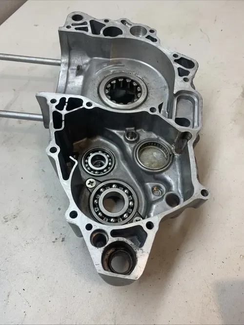2006 HONDA CRF450R OEM Left Side Engine Crank Case Left Side Motor Case 05-08