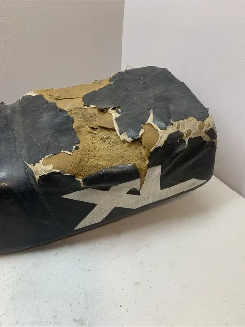 1984 XL250R OEM Seat Complete Original Seal Pan Foam Cover XL 250r Honda Seat