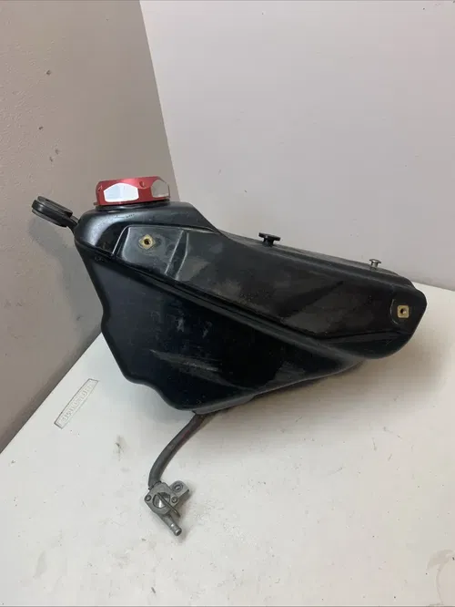 2004 Honda CRF450R OEM Fuel Tank Gas Tank Assembly Cap Petcock Hose Complete CRF