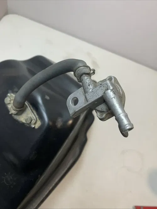 2004 Honda CRF450R OEM Fuel Tank Gas Tank Assembly Cap Petcock Hose Complete CRF