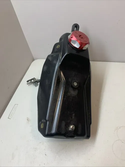 2004 Honda CRF450R OEM Fuel Tank Gas Tank Assembly Cap Petcock Hose Complete CRF