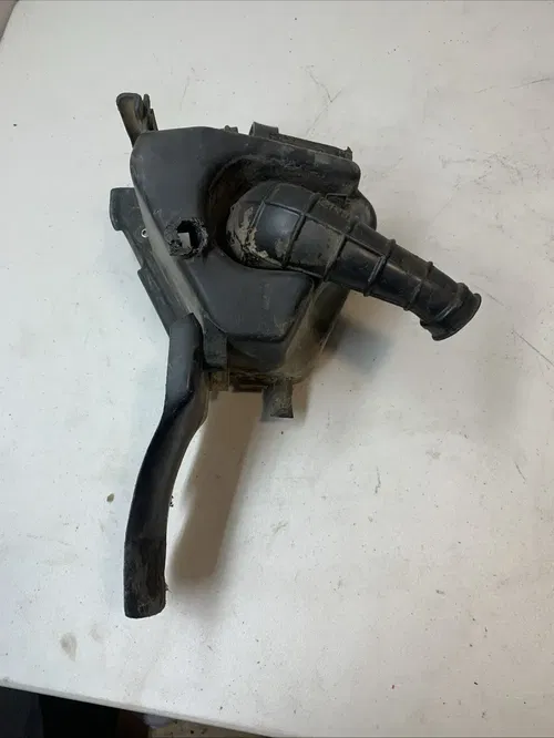1986 HONDA XR80R XR 80 AIR BOX AIR CLEANER HOUSING 17230-GN1-000 XR80 INTAKE XR