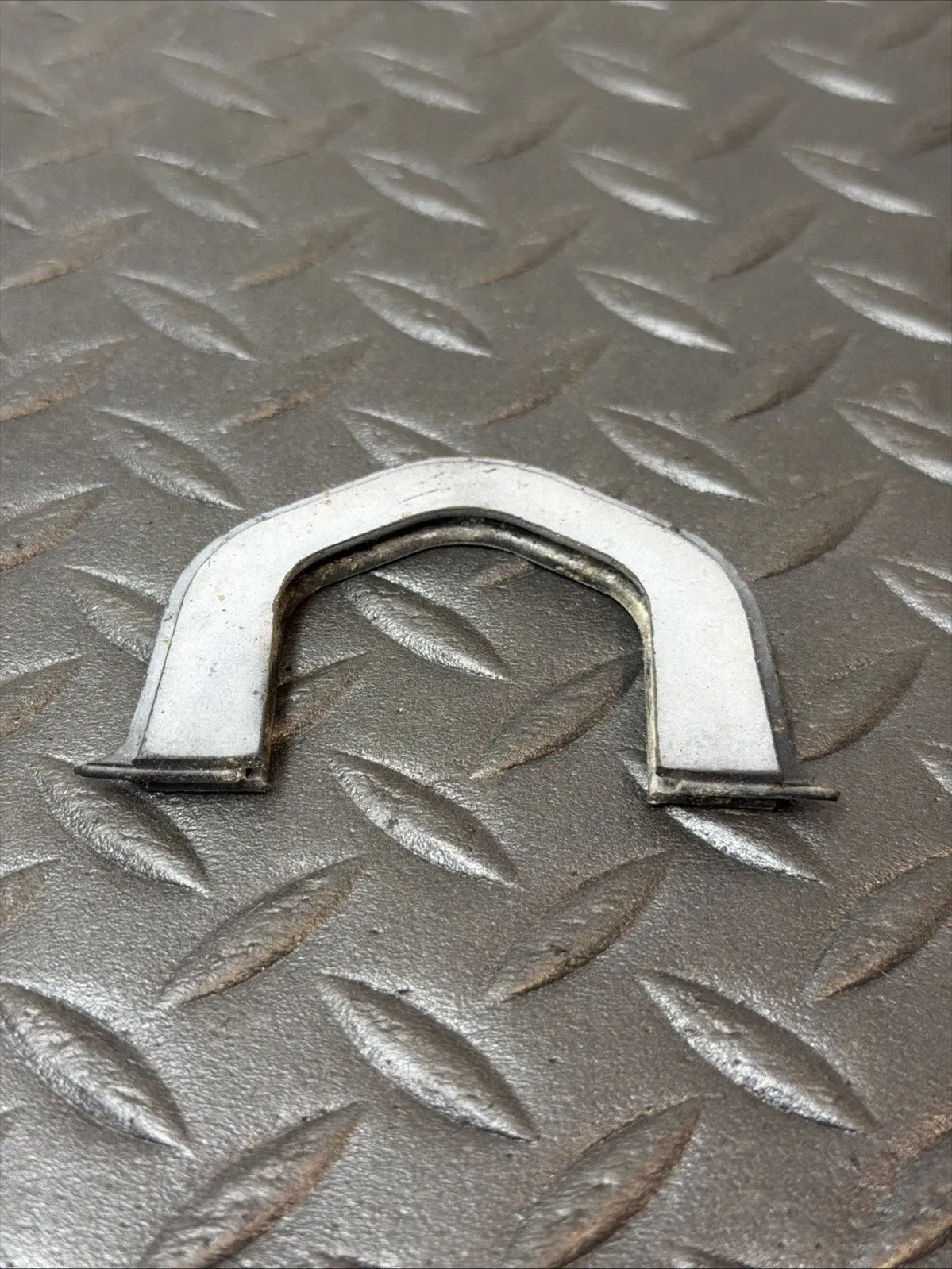 1989-2006 Suzuki LT80 OEM Cylinder Plastic SEAL COOLING COWLING Part# 92093-S019