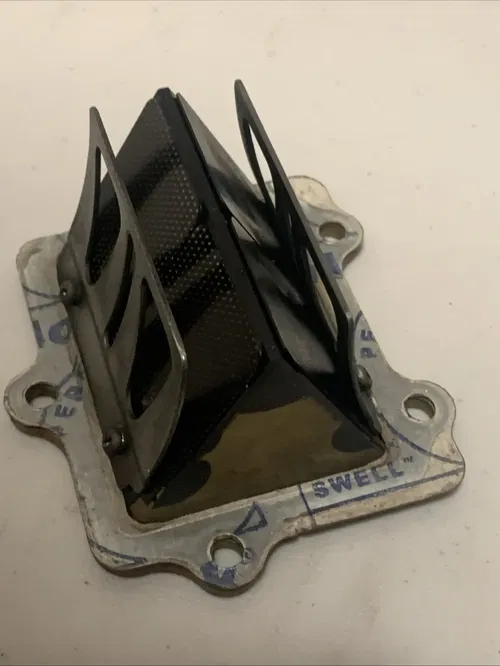 2014 YZ250 OEM Reed Valve Cage Intake Spacer Block 02-24 YZ 250 Yz250 Cage B