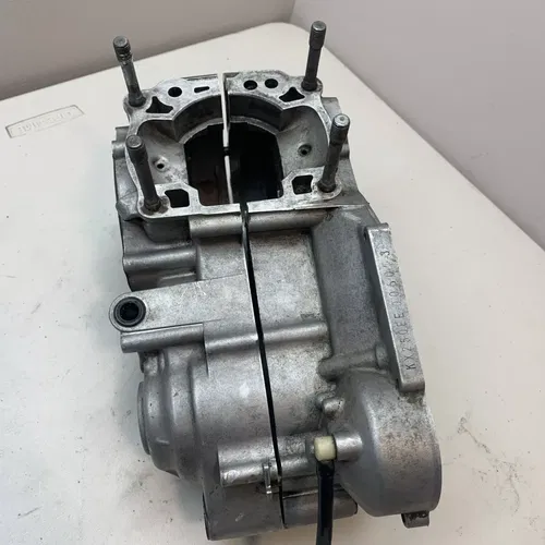 1988 KX250 OEM Engine Cases Center Cases Left Right Inner Cases KX 250 Case Set