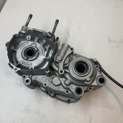 1988 KX250 OEM Engine Cases Center Cases Left Right Inner Cases KX 250 Case Set