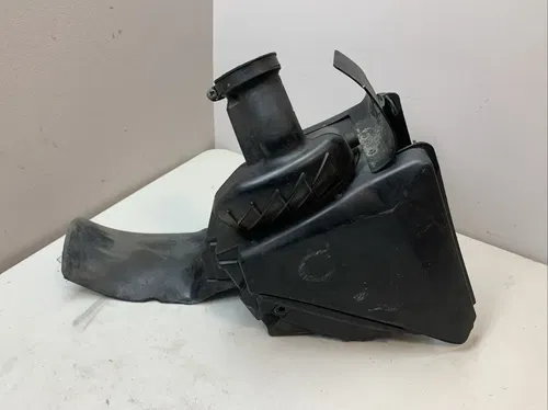 2004 Yamaha YZ450F YZ 450F Air box Air Filter  Intake Tube YZ250F Air Box 03-05