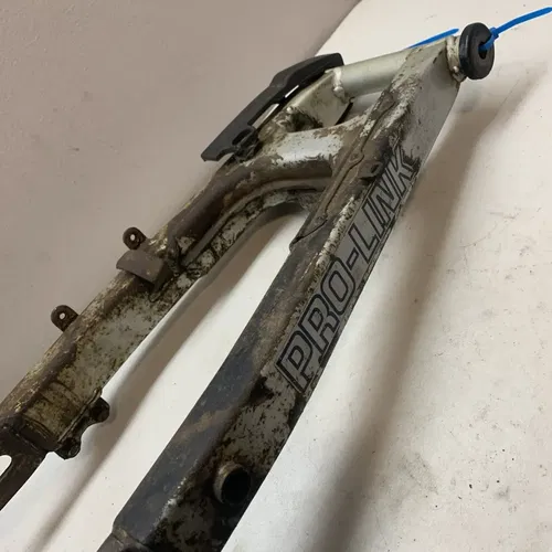 1986 HONDA XR80R XR 80 SWING ARM SWINGARM SUSPENSION 52100-GT9-405ZA
