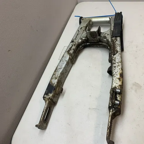 1986 HONDA XR80R XR 80 SWING ARM SWINGARM SUSPENSION 52100-GT9-405ZA
