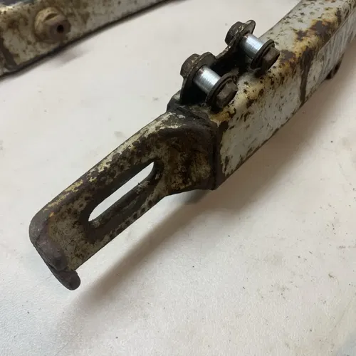 1986 HONDA XR80R XR 80 SWING ARM SWINGARM SUSPENSION 52100-GT9-405ZA