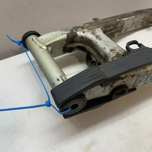 1986 HONDA XR80R XR 80 SWING ARM SWINGARM SUSPENSION 52100-GT9-405ZA