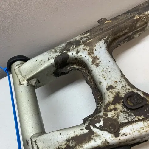 1986 HONDA XR80R XR 80 SWING ARM SWINGARM SUSPENSION 52100-GT9-405ZA