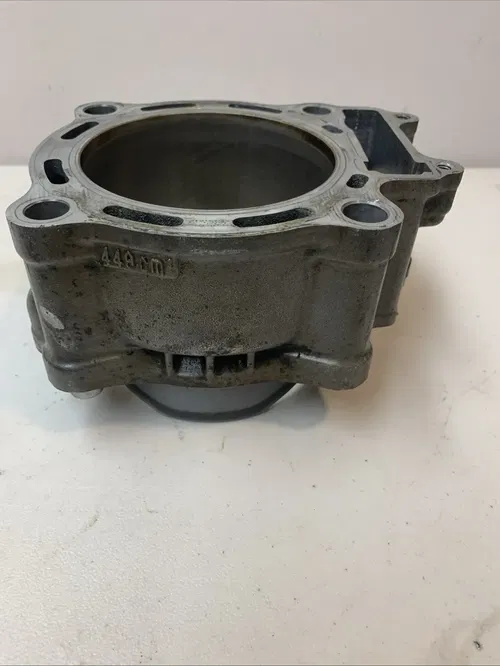 04-08 Honda CRF 450R CRF450R OEM CYLINDER WITH PISTON JUG CYLINDER BARREL DAMAGE