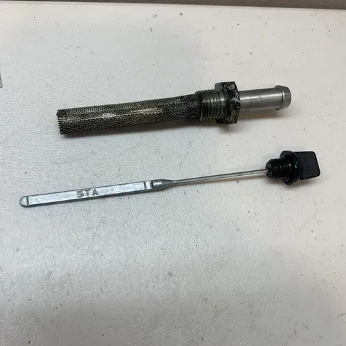 2004 Yamaha YZ450F OEM Factory Oil Dip Stick, Filter Plug Yz450 Oil Dipstick