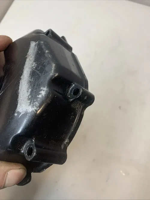2001 GSXR 750 Stator Cover With Stator Left Side Engine Cover 2000-2003 UNTESTED