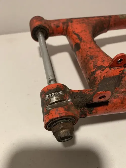1982 XR80 OEM Swingarm Rear Suspension Arm With Guard xr 80 Swingarm XR 80 Xr80