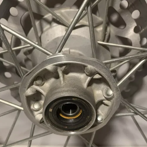 2019 KX100 COMPLETE OEM FRONT WHEEL 19" FRONT WHEEL RIM HUB ROTOR KX 100 kx100