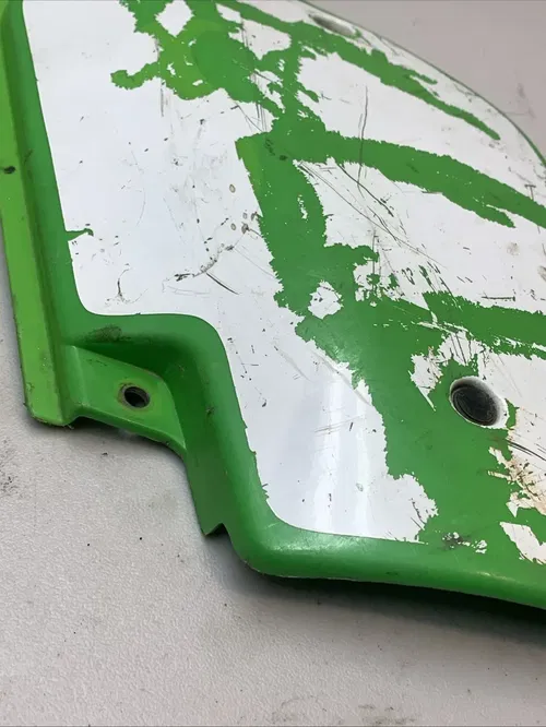 1988 KX125 OEM Right Side Number Plate Plastic Panel 136001-1391 Kawasaki Plate
