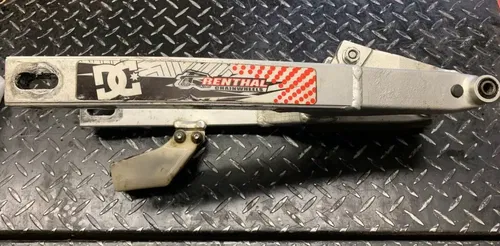 1995 YZ80 OEM Swing Arm Chain Guide Linkage Rear Swimgarm Yz80 1993-2001 Yz 80