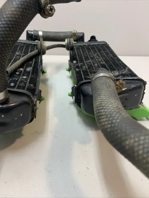 1988 KX250 OEM Left Right Radiators With Hoses Plastic Guards KX 250 88
