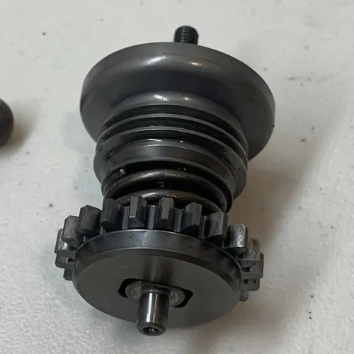 2015 KTM 85 SX OEM Power Valve Gear And Rod SX85 Powervalve Gear With Shaft KTM