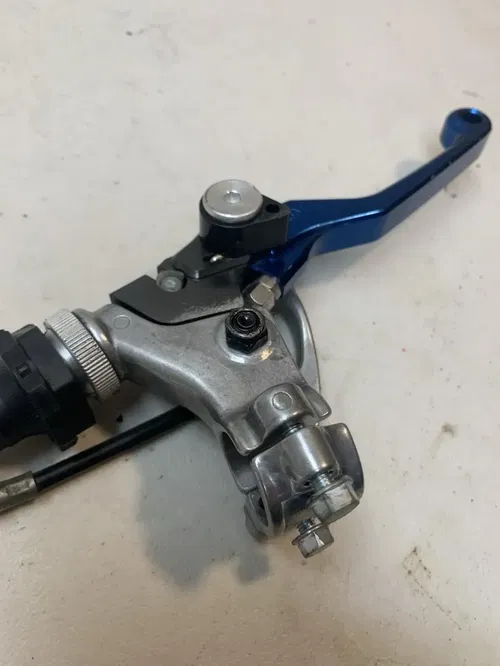 04 YZ450f Unbreakable Levers USED Clutch/Decomp/Front Brake Levers