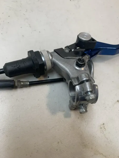 04 YZ450f Unbreakable Levers USED Clutch/Decomp/Front Brake Levers