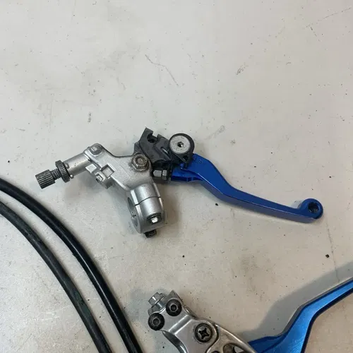 04 YZ450f Unbreakable Levers USED Clutch/Decomp/Front Brake Levers